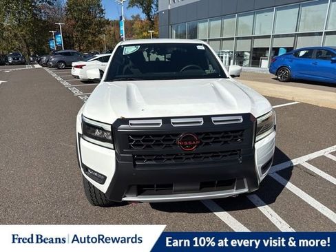 New 2026 Nissan Frontier PRO-4X w/ Pro-4x Convenience Package image 2