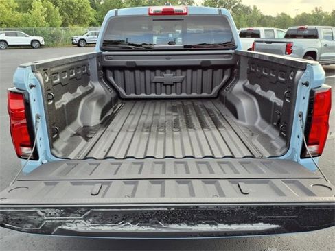 New 2025 Chevrolet Colorado LT w/ LT Convenience Package image 5