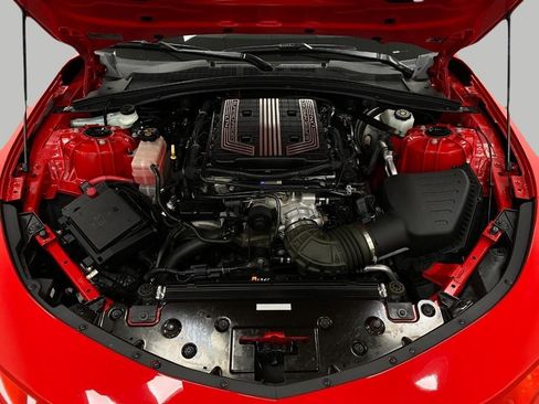 Used 2021 Chevrolet Camaro ZL1 w/ LPO, ZL1 Protection Package RWD image 11
