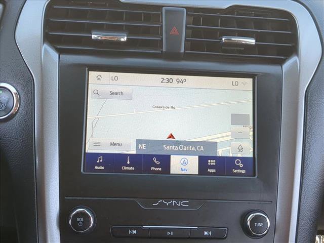 Used 2020 Ford Fusion SE FWD image 13