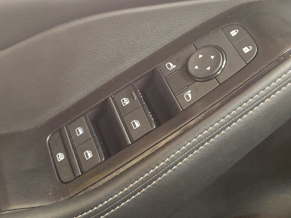 Used 2025 Nissan Rogue SV AWD/4WD image 27