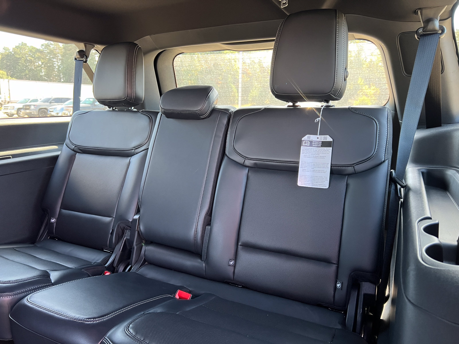 Used 2025 Ford Expedition Max Platinum w/ Stealth Performance Package AWD/4WD image 8
