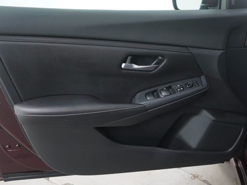 Used 2023 Nissan Sentra SV image 17