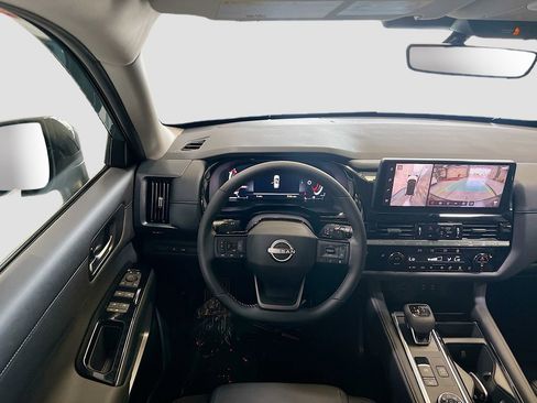 New 2026 Nissan Pathfinder SL image 21