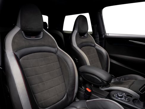 Used 2023 MINI Cooper John Cooper Works FWD image 36