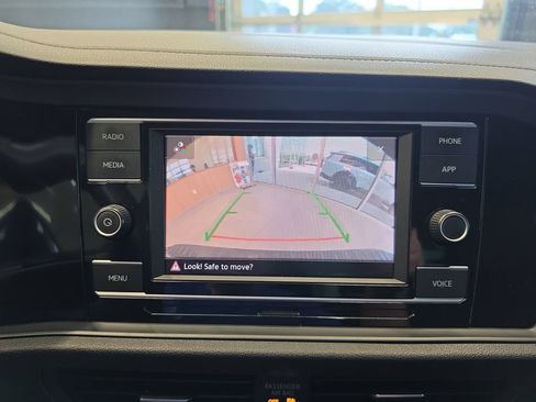 Used 2023 Volkswagen Jetta Sport FWD image 26