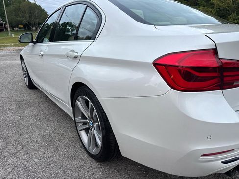 Used 2017 BMW 330i Sedan RWD image 8