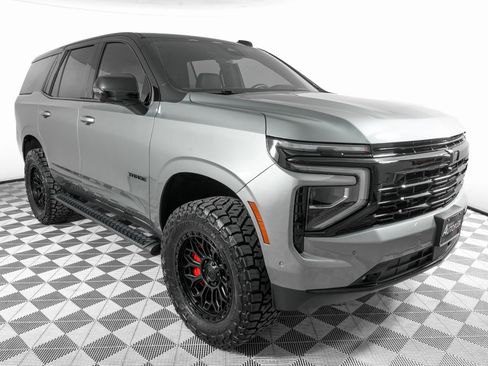 Used 2026 Chevrolet Tahoe RST w/ RST Performance Edition image 4