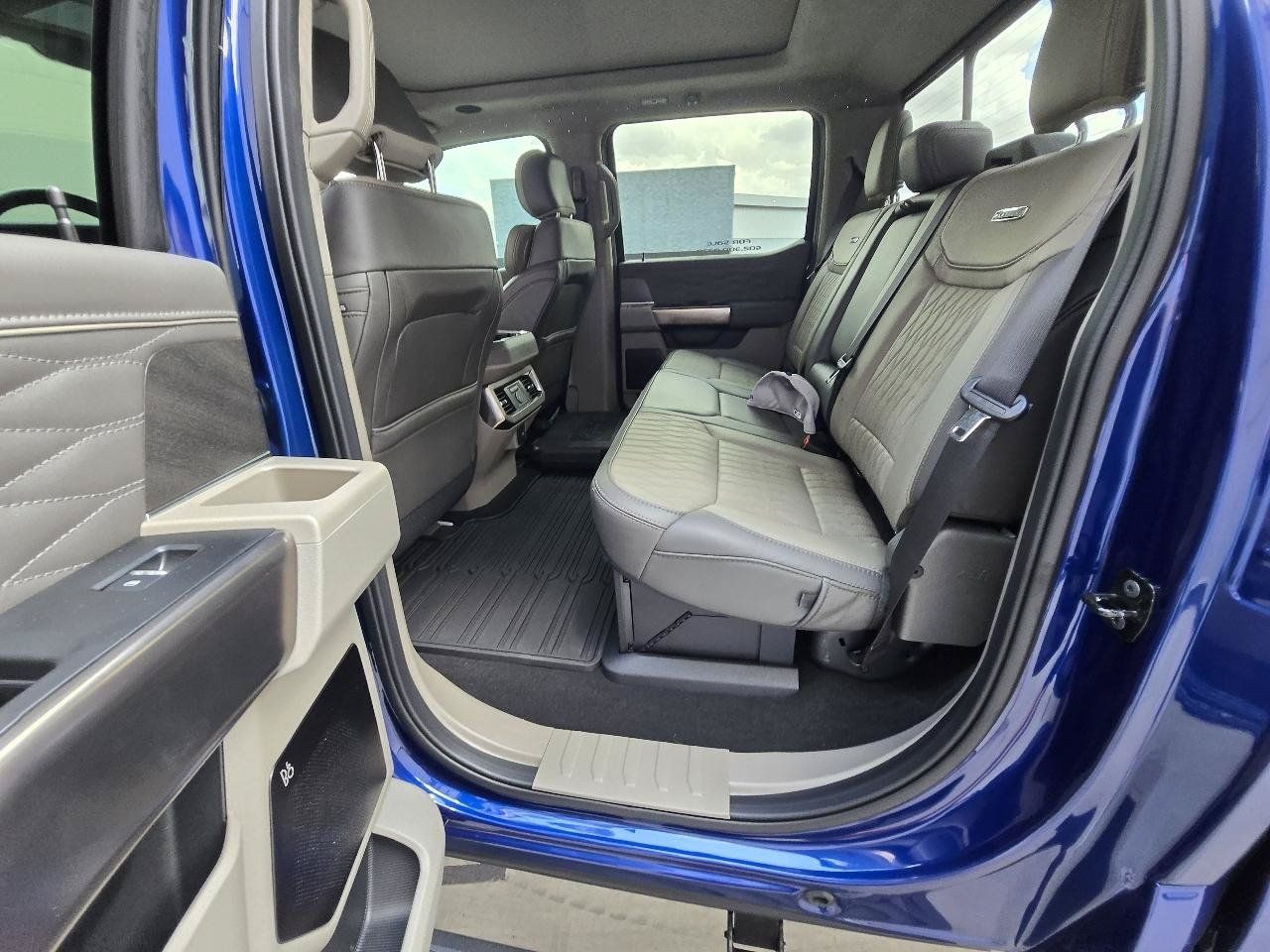 Used 2026 Ford F450 Platinum w/ Platinum Plus Package AWD/4WD image 21