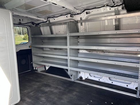 Used 2015 Ford Transit 250 250 3dr SWB Low Roof Cargo Van image 24