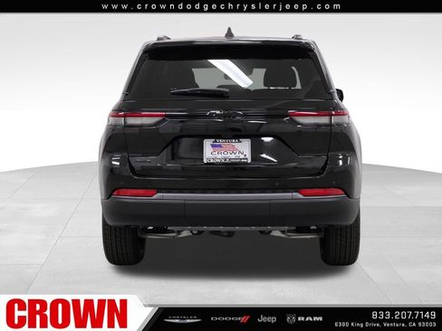 New 2026 Jeep Grand Cherokee Altitude AWD/4WD image 6