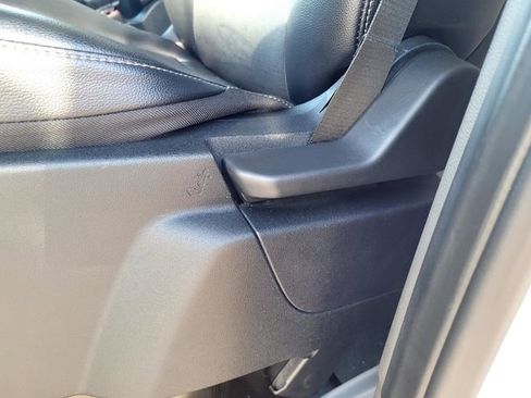 Used 2022 Ford E-Transit Medium Roof w/ Load Area Protection Package image 11