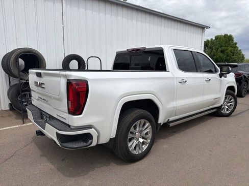 Certified 2022 GMC Sierra 1500 Denali AWD/4WD image 3