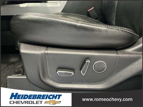 Used 2017 Ford F250 Lariat w/ Lariat Ultimate Package image 14