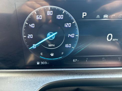 Certified 2024 Kia Seltos EX AWD/4WD image 12
