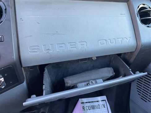 Used 2015 Ford F250 XL w/ Power Equipment Group image 44