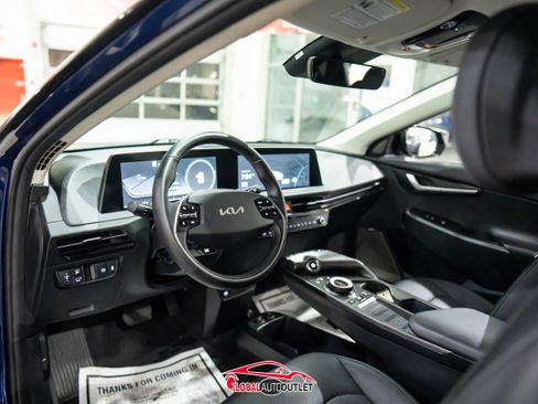 Used 2024 Kia EV6 Wind image 13