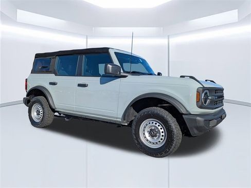 Used 2022 Ford Bronco 4-Door image 26