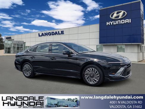 New 2025 Hyundai Sonata Limited image 1