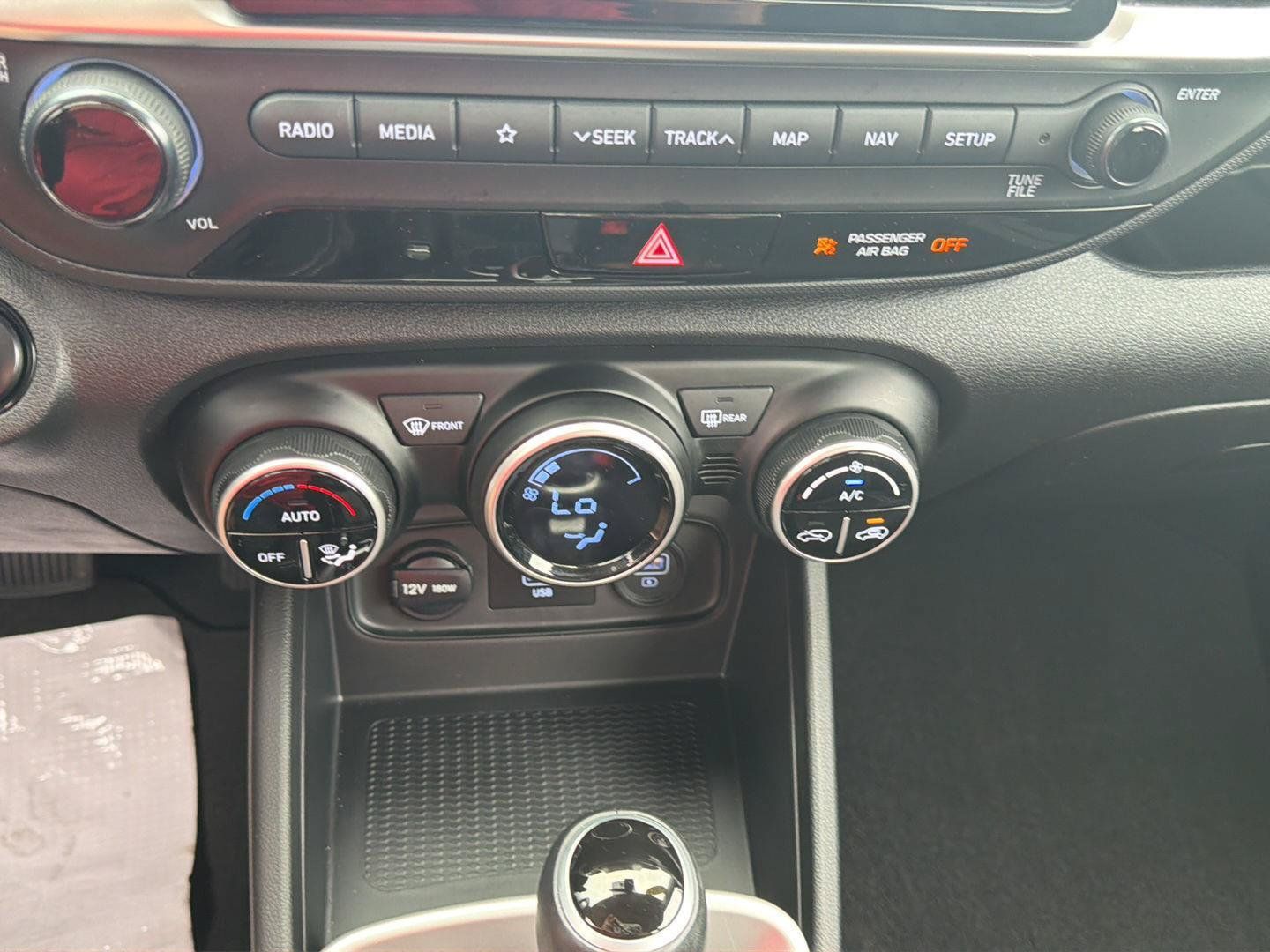 Used 2021 Hyundai Venue SEL w/ Premium Package FWD image 20