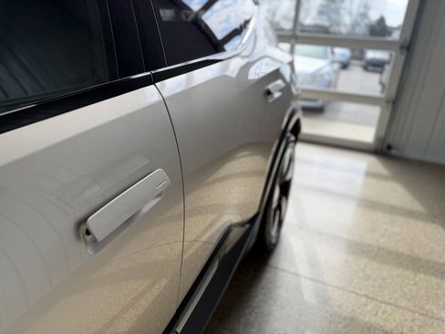 Used 2025 Polestar Polestar 3 image 9