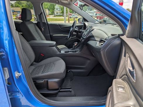 Used 2024 Chevrolet Equinox LT FWD image 12