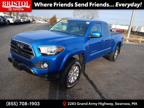 Used 2018 Toyota Tacoma SR5 image 3
