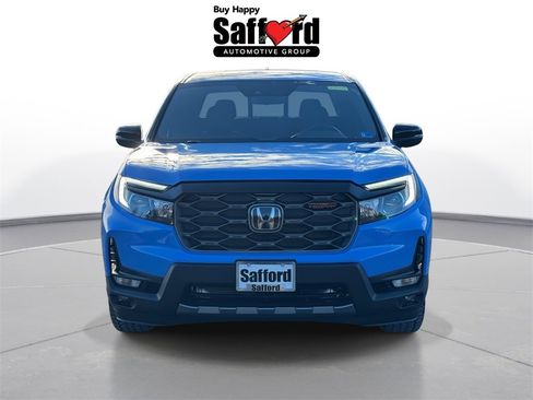 Used 2025 Honda Ridgeline TrailSport image 8