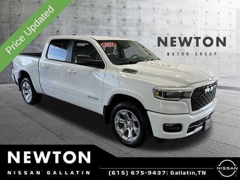 Used 2025 RAM 1500 Big Horn AWD/4WD image 1