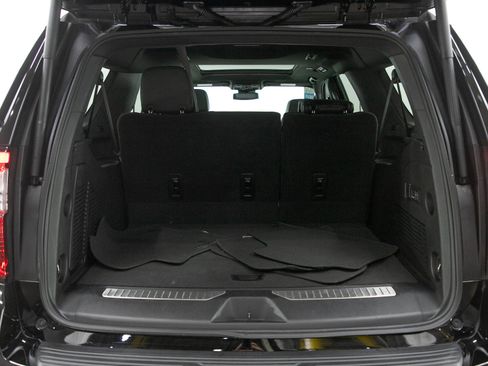 Used 2025 GMC Yukon XL Denali w/ Sun & Power Step Package AWD/4WD image 17