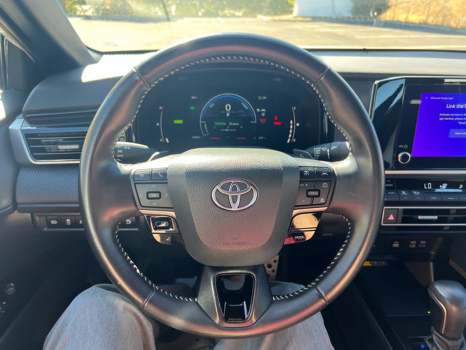 Certified 2025 Toyota Camry SE FWD image 14