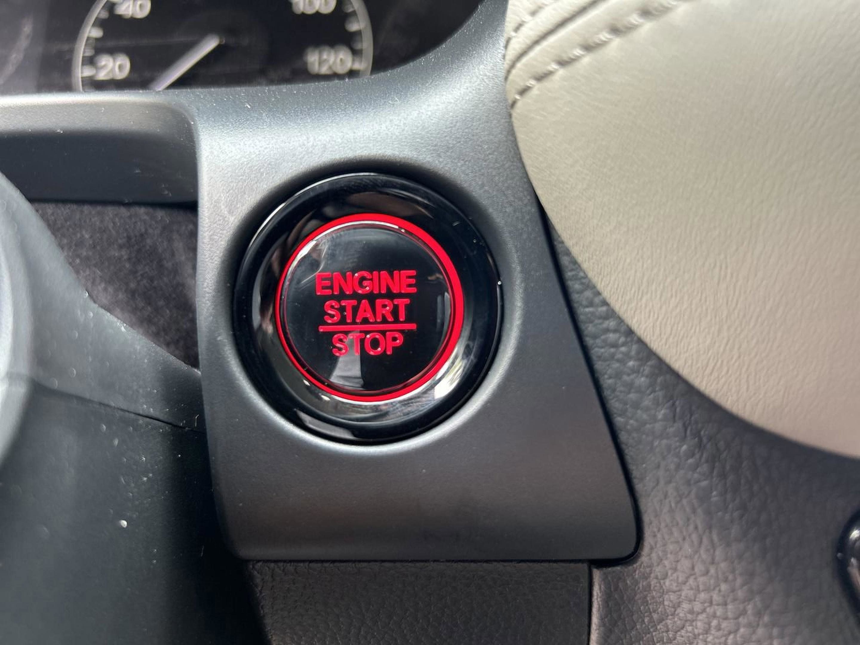 Used 2026 Honda HR-V LX image 16