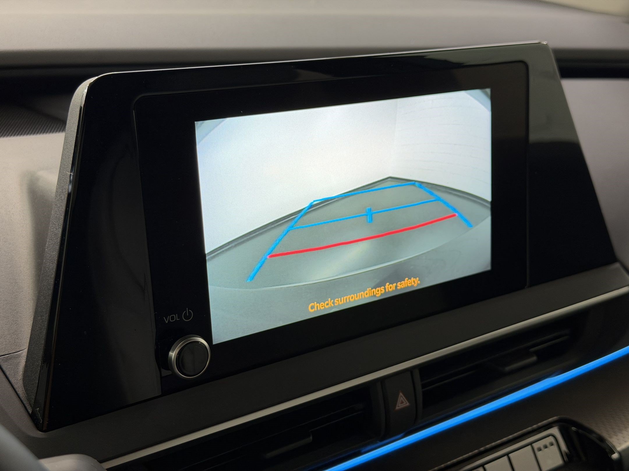 Used 2024 Toyota Prius XLE FWD image 20