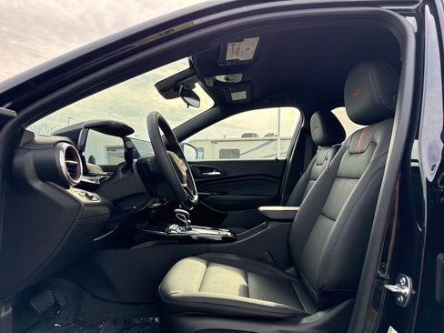 New 2026 Chevrolet Trax RS w/ Driver Confidence Package image 10