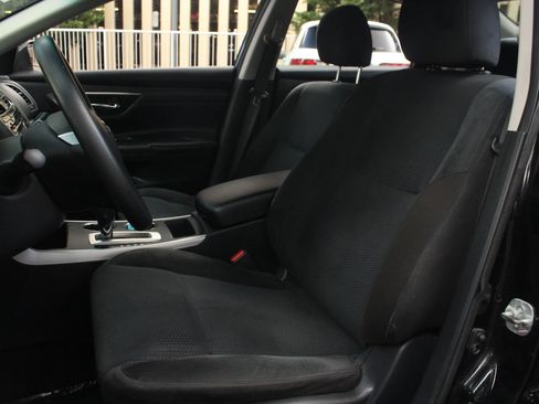 Used 2015 Nissan Altima 2.5 S w/ Power Driver Seat Package FWD image 16