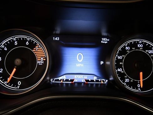 Used 2019 Jeep Cherokee Trailhawk w/ Cold Weather Group image 22