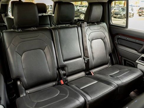 Used 2023 Land Rover Defender 130 First Edition image 27