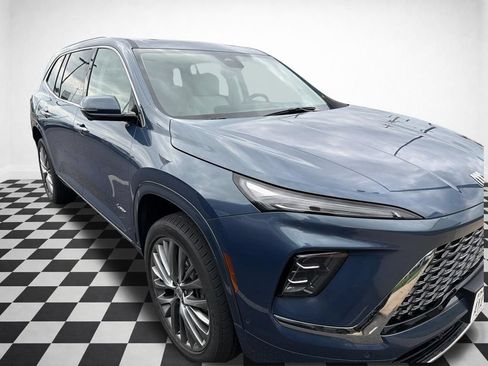 Certified 2025 Buick Enclave Avenir w/ Super Cruise Package AWD/4WD image 35