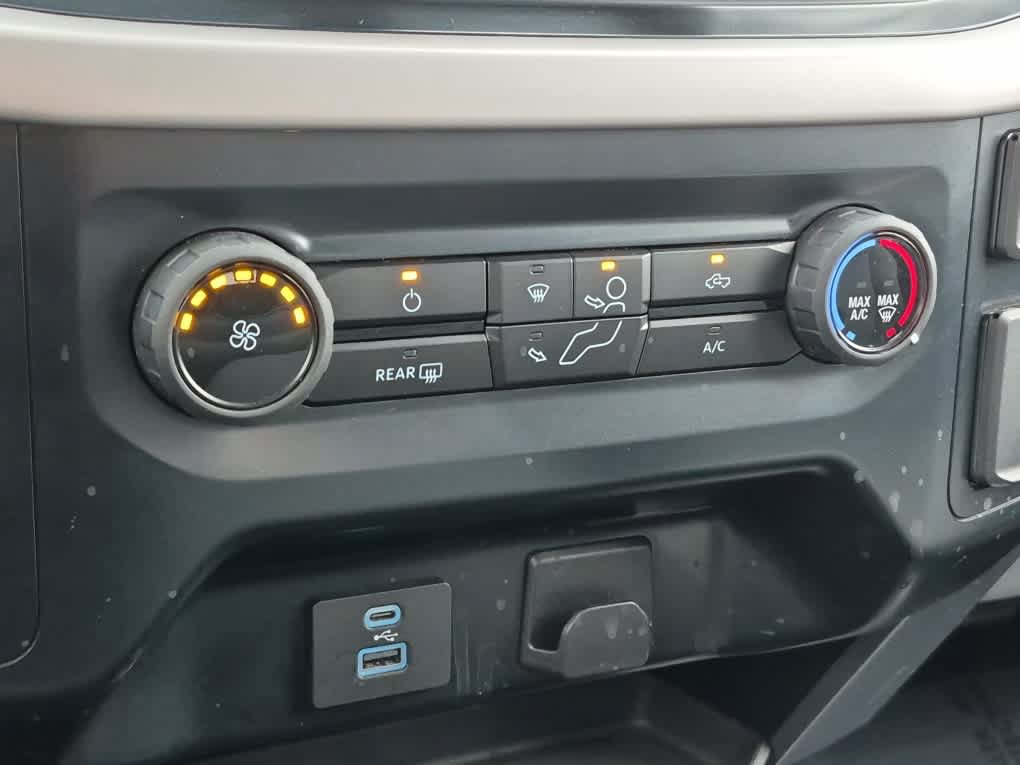 Used 2023 Ford F150 XLT AWD/4WD image 14