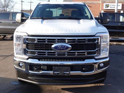 Used 2024 Ford F250 XLT image 5