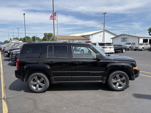 Used 2017 Jeep Patriot Sport w/ Power Value Group AWD/4WD image 22