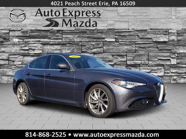 Used 2017 Alfa Romeo Giulia Ti w/ TI Performance Package AWD/4WD image 1