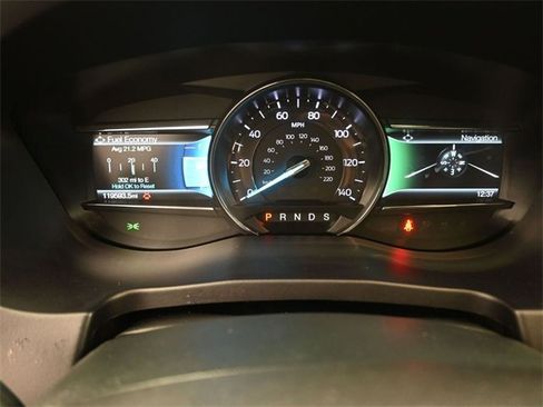 Used 2018 Ford Explorer Limited w/ Equipment Group 301A image 7