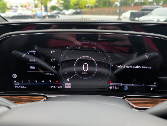 Used 2021 Cadillac Escalade Premium Luxury w/ Performance Package AWD/4WD image 14