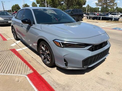 Certified 2025 Honda Civic Sport Touring image 3