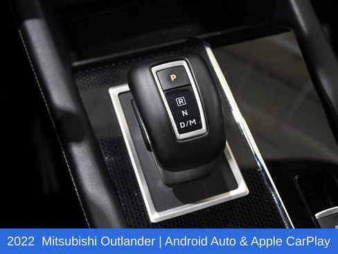 Used 2022 Mitsubishi Outlander SE image 24