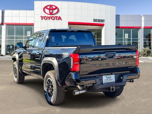 New 2025 Toyota Tacoma TRD Off-Road image 5