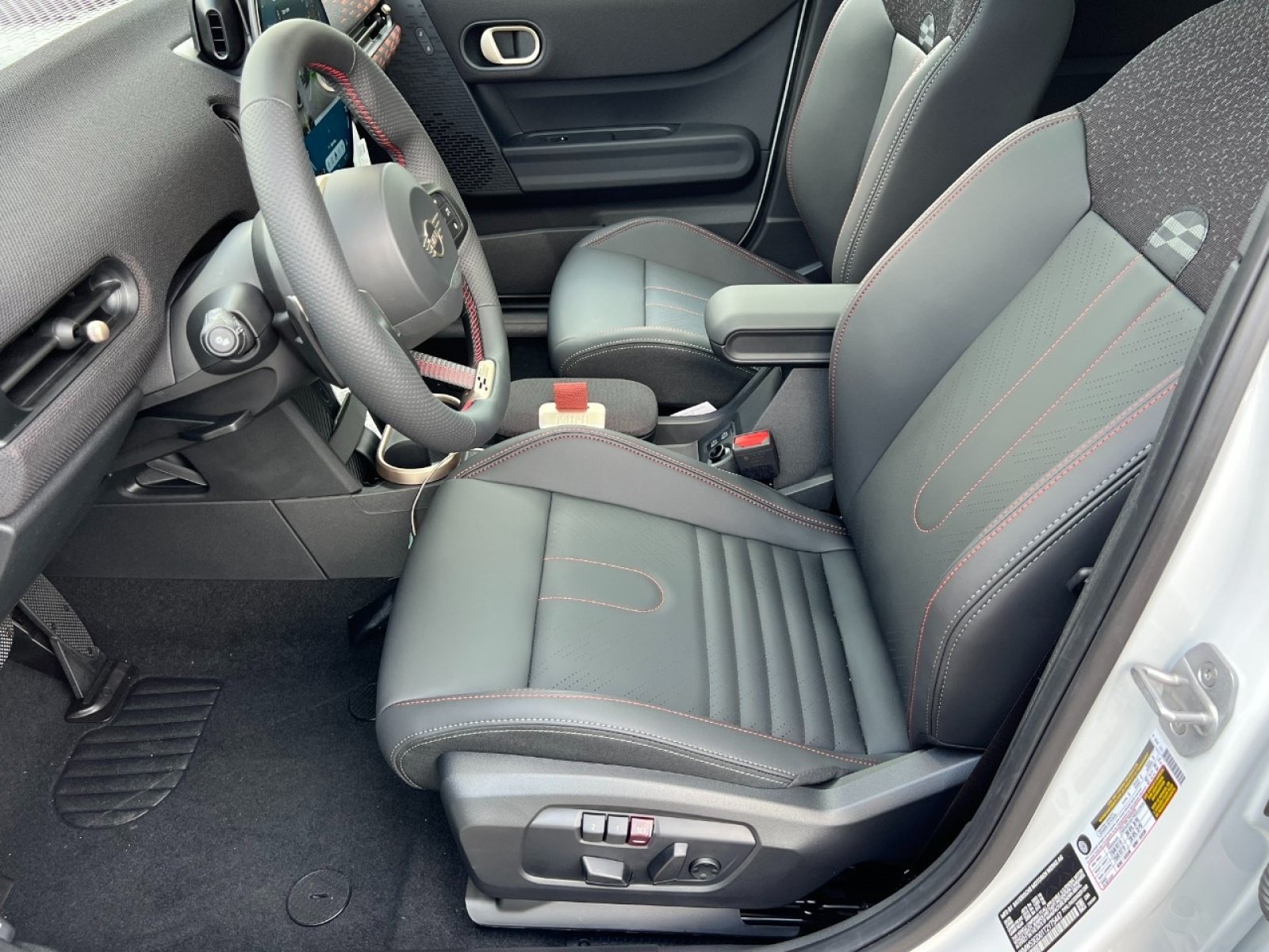 New 2026 MINI Cooper S FWD image 10