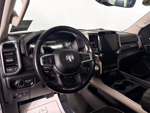 Used 2022 RAM 1500 Laramie image 9