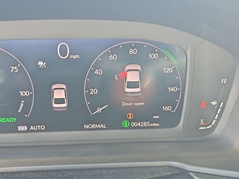 Used 2025 Honda Accord Touring image 14